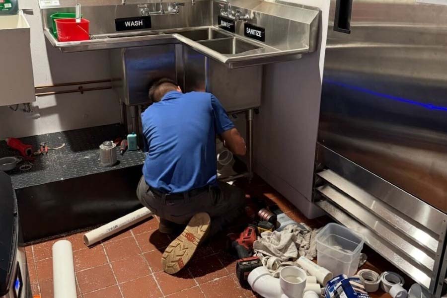 Expert Plumbing Services in Commerce